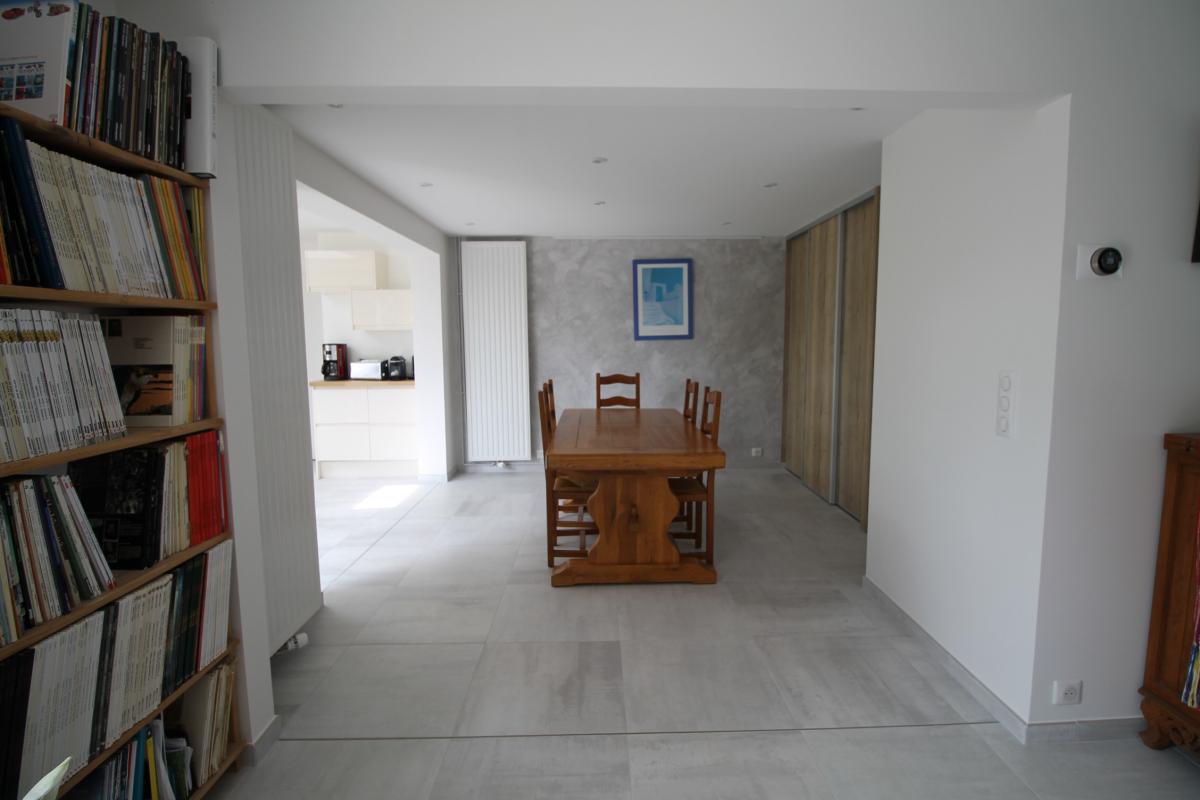 Salle à manger vers extension